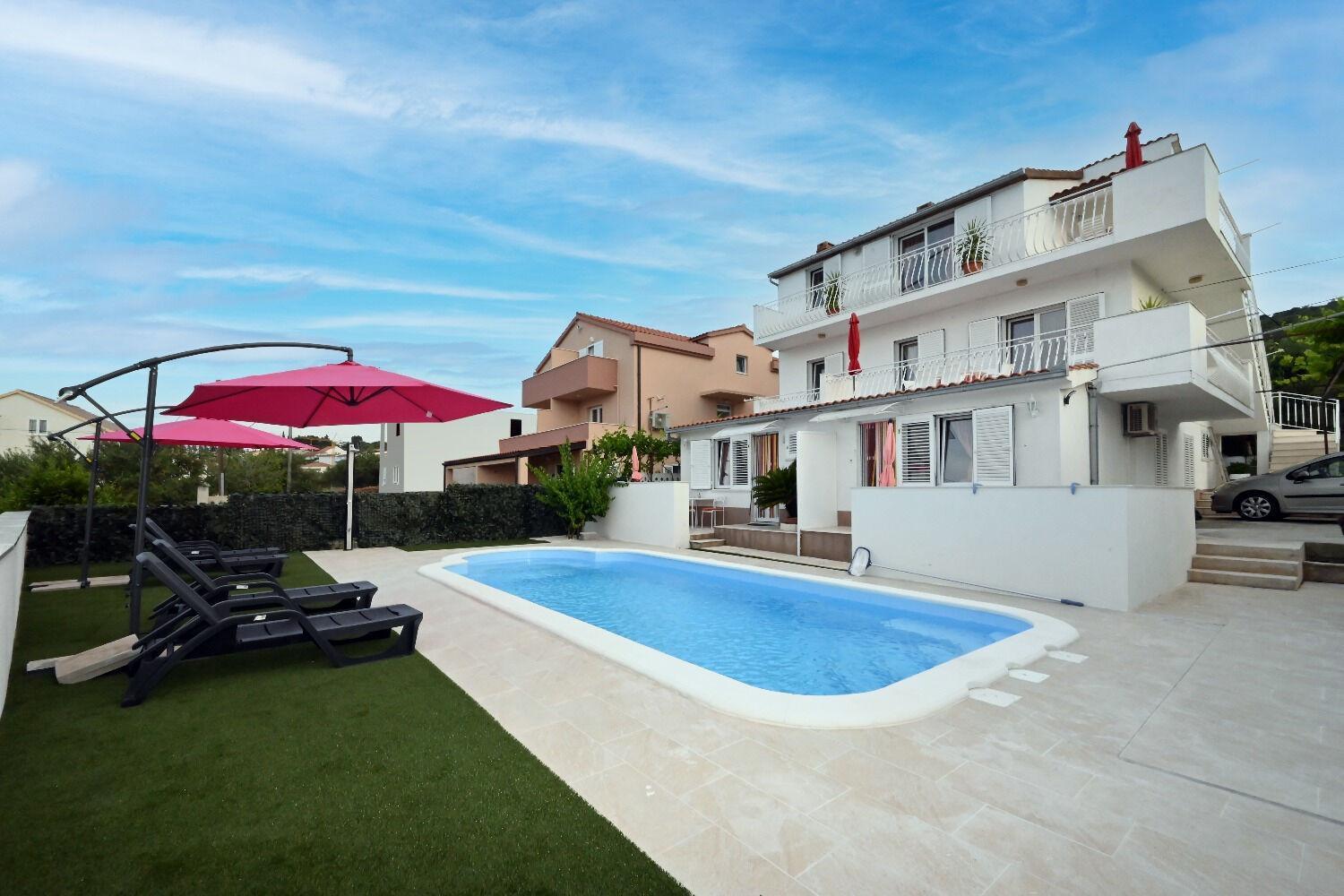 Apartment Mihovilovic Slatine Dış mekan fotoğraf